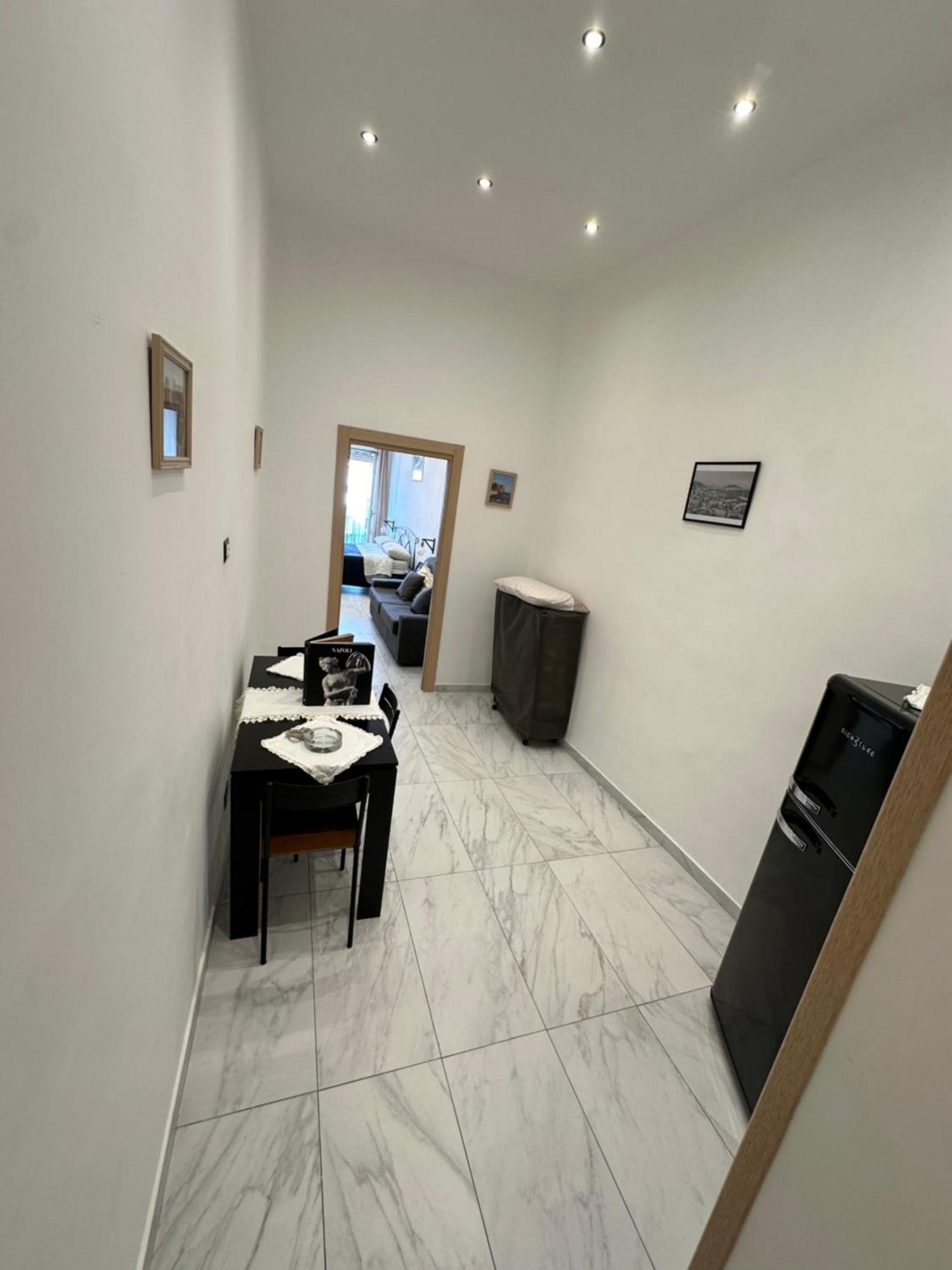 Residenza Marvin De Curtis Lägenhet Neapel Exteriör bild